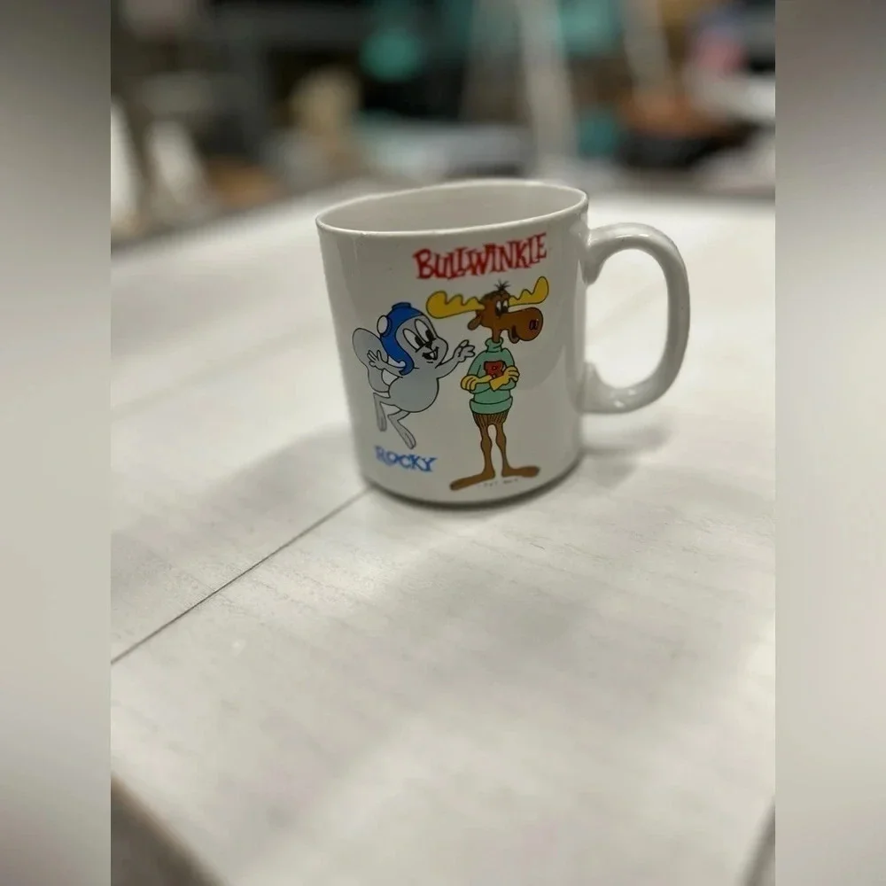 Vintage 1980’s Bullwinkle & Rocky coffee mug.  Great used condition Pat‎ Ward